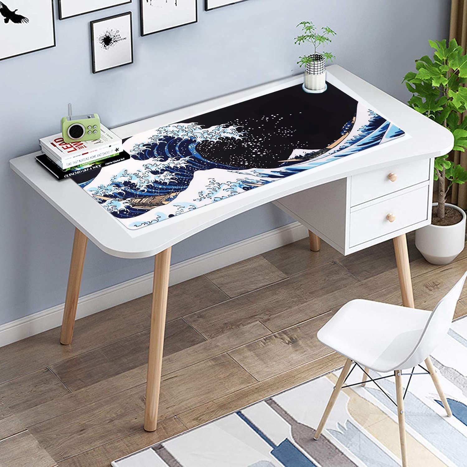 Oversized Japanese Wave Mouse Pad — Smooth, Anti-Slip Desk Mat for Gaming, Work & Home